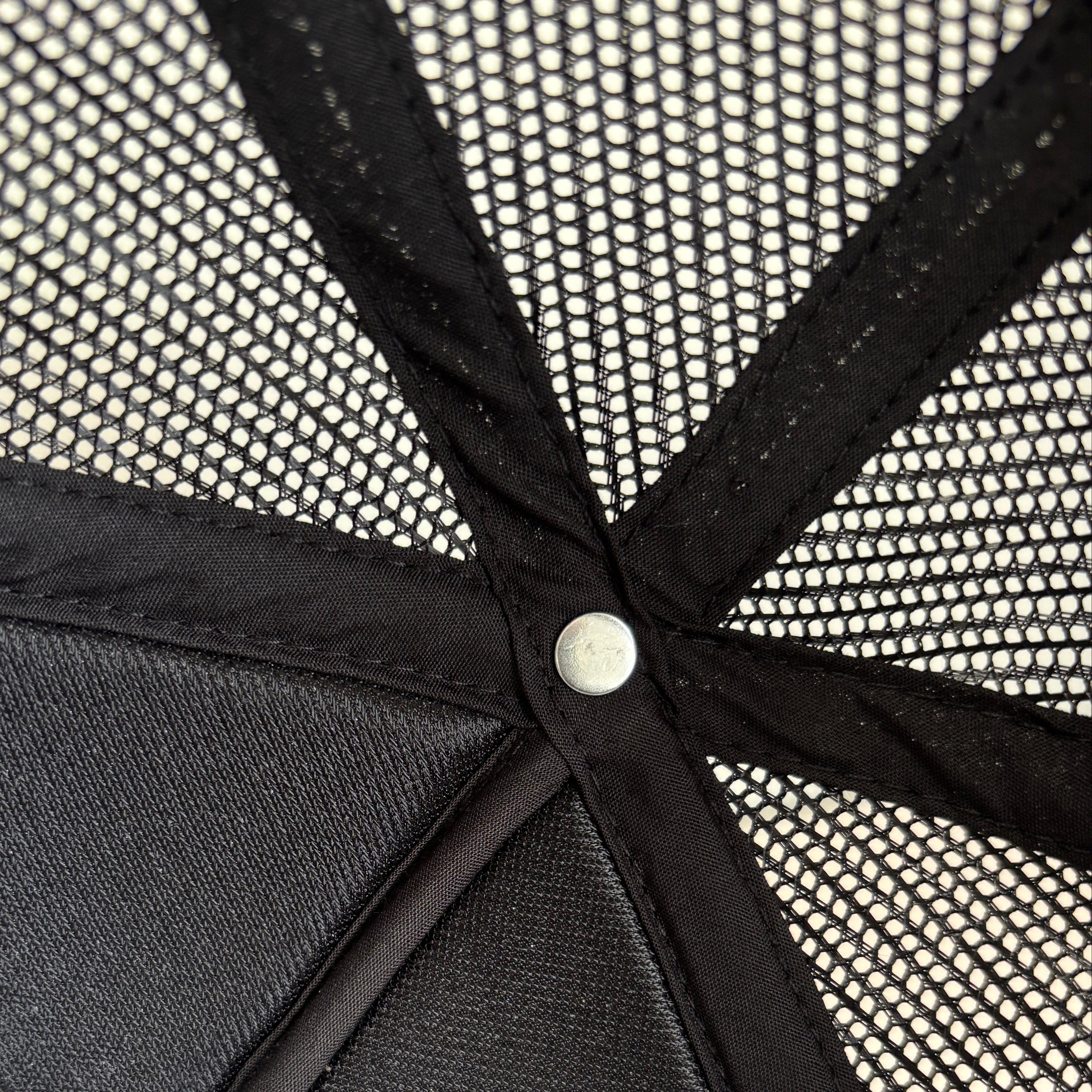 Skully Trucker (Black)